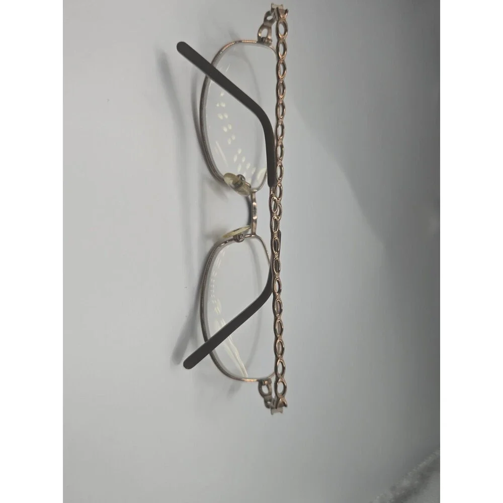 Hush Puppies Gold Tone Frame Eyeglasses Nose Pads Full Rim 52-17-130 Old Money